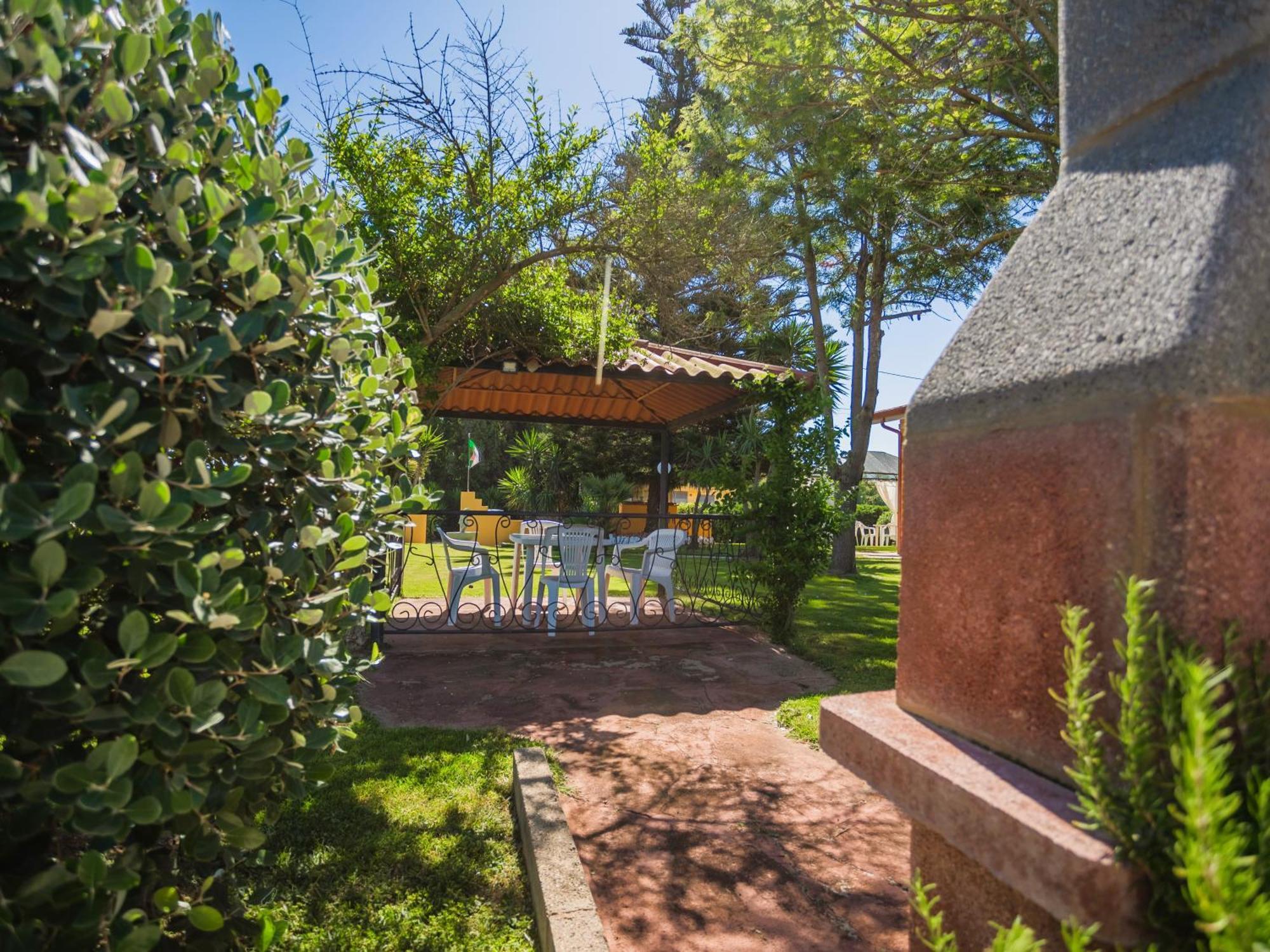 Memo'S Affittacamere Arborea Exterior photo